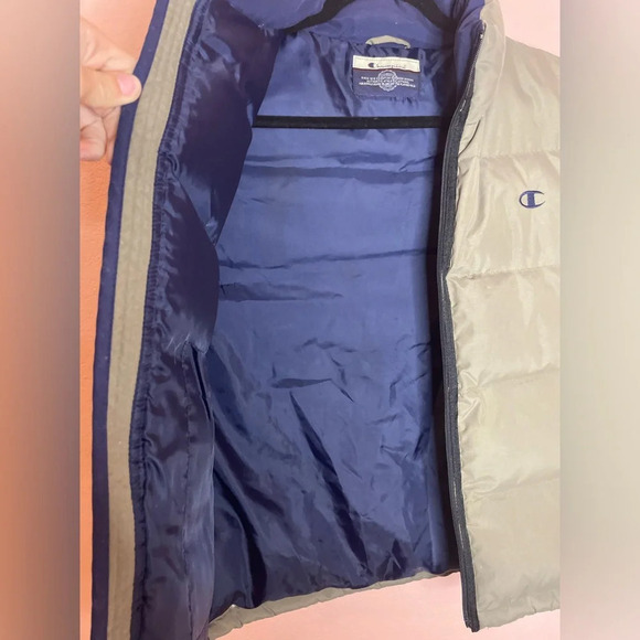 Champion Mens Vintage Down Filled Zip-Up Puffer Vest Taupe/Navy size M - Picture 9 of 13